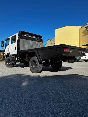 Expedition tray with 4 point rubber mounted pivoting subframe – The ultimate Off-road and On-road platform