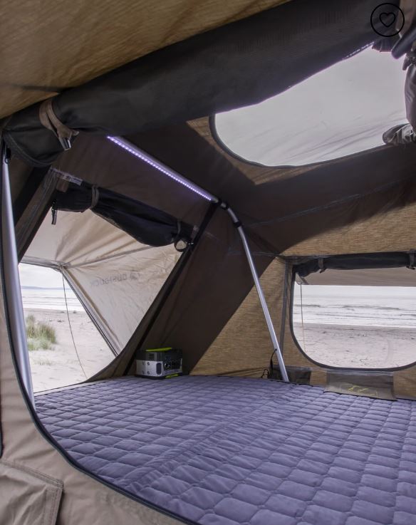 Armourdillo Hard Shell Rooftop Tent